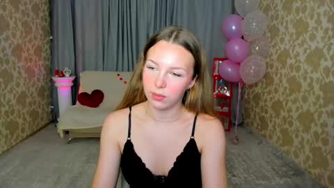 Snapshot of lilyeblake chatting on February 27, 2026, 7:47 pm lilyeblake online show from February 27, 2026, 7:47 pm