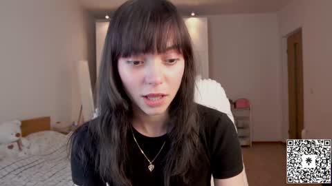Snapshot of lilyewing_ chatting on December 3, 2024, 4:39 pm Lily   online show from December 3, 2024, 4:39 pm
