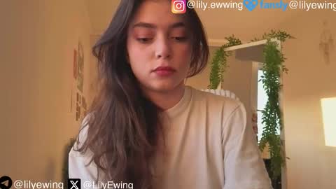 Snapshot of lilyewing_ chatting on September 8, 2025, 4:06 pm Lily   online show from September 8, 2025, 4:06 pm