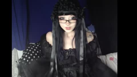 Snapshot of lilyimp chatting on September 27, 2025, 8:47 pm LUka online show from September 27, 2025, 8:47 pm