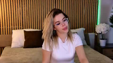 Rose online show from May 26, 2026, 6:42 am