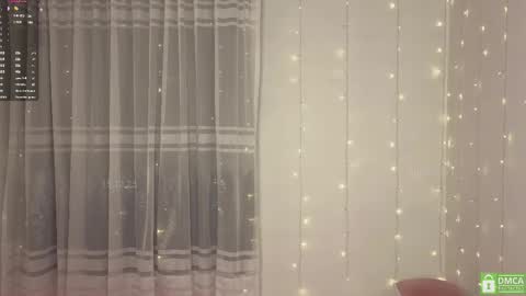 Snapshot of lilyrose1_ chatting on December 15, 2025, 5:06 pm You can call me Li ... online show from December 15, 2025, 5:06 pm