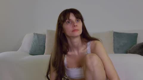 Lily online show from February 17, 2026, 8:04 pm