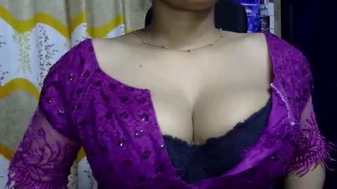 limaakter246618 online show from November 1, 2025, 7:38 pm