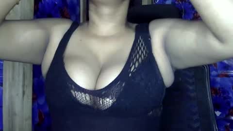 limaakter246618 online show from April 19, 2026, 6:07 pm