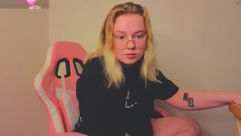 Snapshot of lime_cat chatting on November 21, 2025, 2:10 am lime cat online show from November 21, 2025, 2:10 am