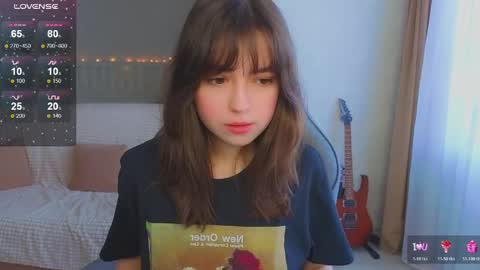 Lina online show from April 24, 2026, 3:42 am