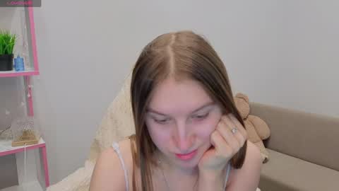 lina_massey online show from March 27, 2026, 1:33 am
