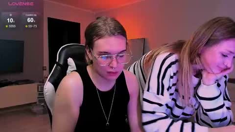 lina_nik online show from October 18, 2025, 8:31 pm