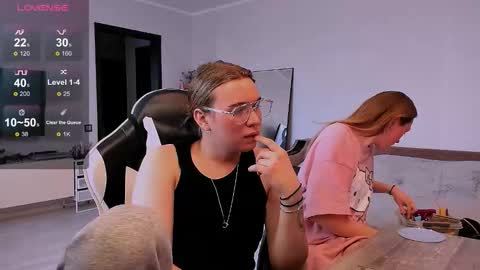 lina_nik online show from October 19, 2025, 11:22 am