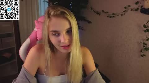 Snapshot of lina_reeds chatting on April 6, 2026, 1:14 am LINA online show from April 6, 2026, 1:14 am