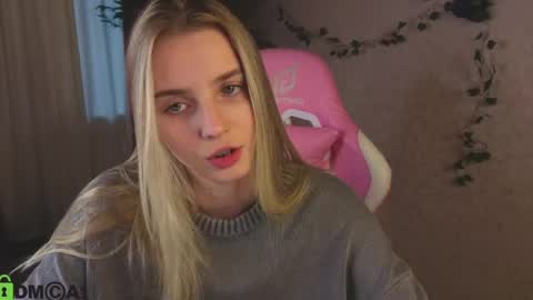 Snapshot of lina_reeds chatting on April 21, 2026, 2:51 am LINA online show from April 21, 2026, 2:51 am