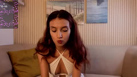 Snapshot of linaage chatting on May 24, 2026, 4:23 pm Lina online show from May 24, 2026, 4:23 pm