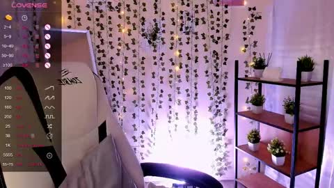 Lina online show from May 15, 2026, 5:14 am
