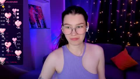 Lina online show from July 6, 2026, 8:55 am