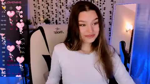 Lina online show from July 11, 2026, 5:32 am