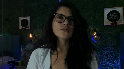 Lina  online show from February 21, 2026, 12:17 pm