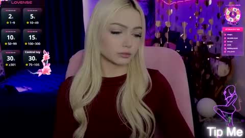 Snapshot of linalirian chatting on May 8, 2026, 10:09 am I am Lina online show from May 8, 2026, 10:09 am