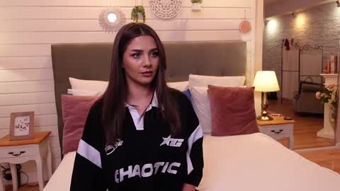 Snapshot of linareese chatting on January 20, 2025, 4:43 am LinaReese online show from January 20, 2025, 4:43 am