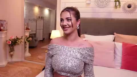 Snapshot of linareese chatting on February 25, 2025, 4:14 am LinaReese online show from February 25, 2025, 4:14 am