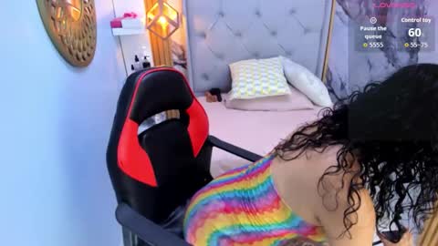 Snapshot of linastark chatting on October 27, 2025, 3:32 am L I N A online show from October 27, 2025, 3:32 am