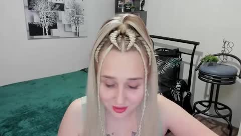 Lina online show from February 26, 2025, 9:16 pm