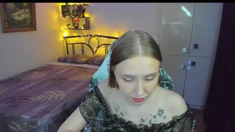 Snapshot of linatruly chatting on June 12, 2026, 9:35 pm Lina online show from June 12, 2026, 9:35 pm