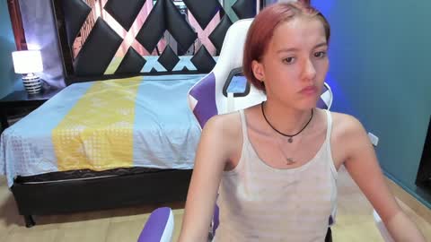 Snapshot of linda4petite chatting on December 26, 2024, 9:37 pm  Linda  online show from December 26, 2024, 9:37 pm