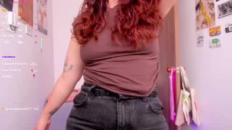 Giggles  online show from March 20, 2026, 3:28 pm