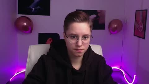 Linda online show from February 16, 2025, 10:21 am