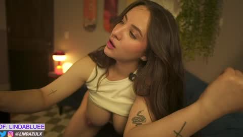 Nia  online show from March 26, 2026, 12:06 am