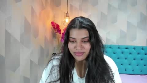 Snapshot of lindabreexlove chatting on June 5, 2026, 3:18 pm online show from June 5, 2026, 3:18 pm