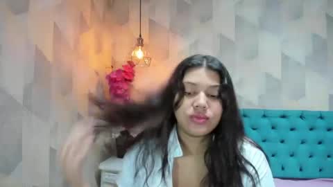 Snapshot of lindabreexlove chatting on June 16, 2026, 1:47 pm online show from June 16, 2026, 1:47 pm