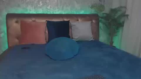 Linda online show from March 12, 2026, 2:50 am