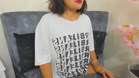 ig linda cw2 online show from March 8, 2026, 11:52 pm