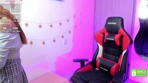 Linda Silverstone online show from April 29, 2026, 12:59 am