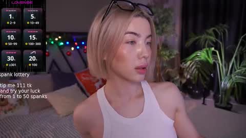 your Linda is back online show from December 21, 2025, 3:57 am