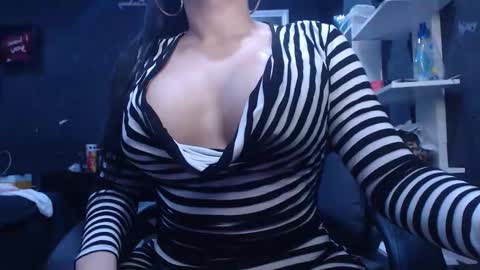 lindsaycozardeep online show from March 9, 2025, 9:02 am