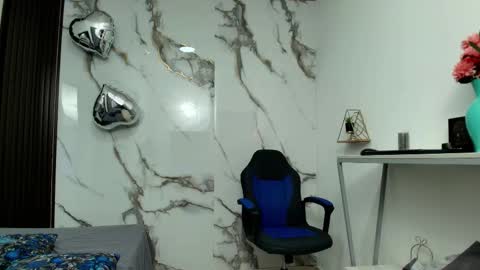  Lindsey  online show from February 18, 2026, 11:06 am