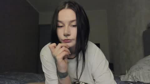 Lina online show from May 24, 2026, 10:31 am