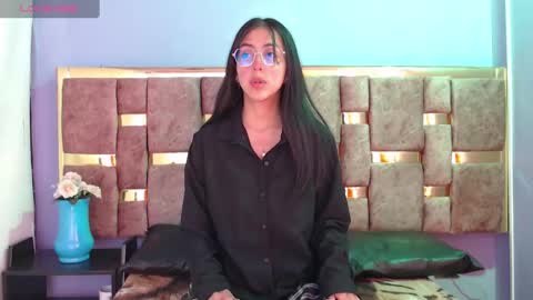 ling ling24 online show from January 20, 2025, 4:21 am