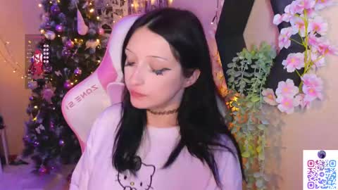 Snapshot of liniq chatting on March 9, 2025, 6:00 pm Lina online show from March 9, 2025, 6:00 pm