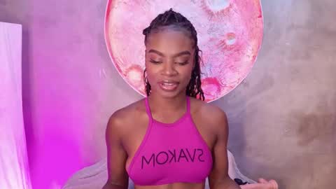 Snapshot of linsy_adams_ chatting on January 16, 2026, 4:22 pm LINSY online show from January 16, 2026, 4:22 pm