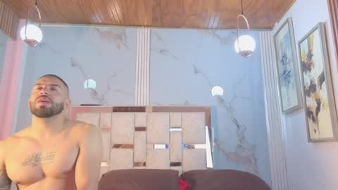 Lion and Aria online show from April 5, 2026, 5:10 pm