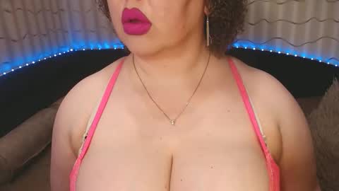 Snapshot of lipsaddiction chatting on May 3, 2026, 1:39 pm LIpsAddiction online show from May 3, 2026, 1:39 pm