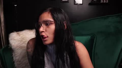 Snapshot of lireesa chatting on March 3, 2025, 3:52 am Lire online show from March 3, 2025, 3:52 am