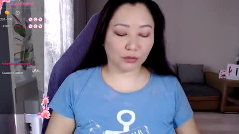 Snapshot of lisa_______ chatting on November 5, 2025, 6:57 am Lisa Harris online show from November 5, 2025, 6:57 am