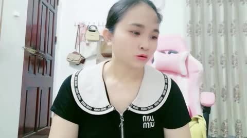 lisa_hanw online show from May 14, 2026, 1:34 am