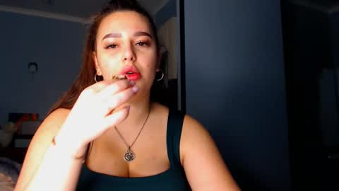 Snapshot of lisa_lady_golden chatting on October 5, 2025, 7:12 pm lisa_lady_golden online show from October 5, 2025, 7:12 pm