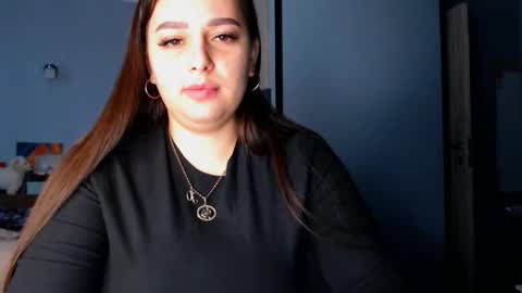 Snapshot of lisa_lady_golden chatting on October 14, 2025, 11:44 am lisa_lady_golden online show from October 14, 2025, 11:44 am
